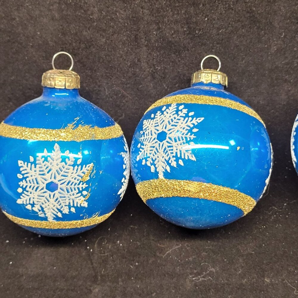 Set Of 4 Snowflake Design Christmas Tree Ball Ornaments Vtg Gold Glitter - Picture 5 of 10